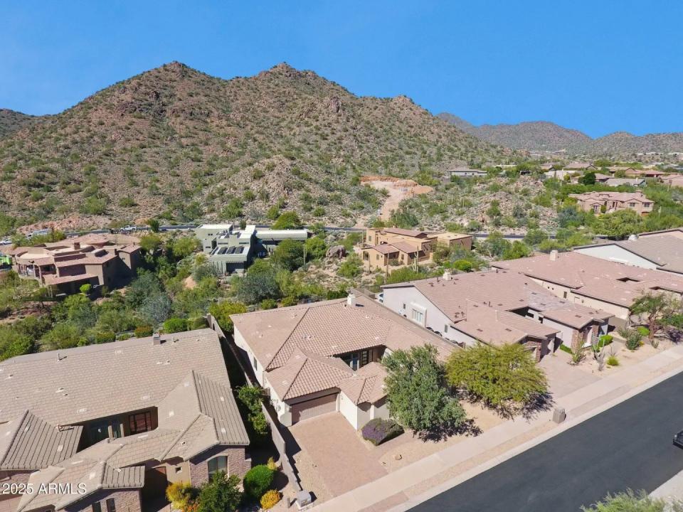 Real Estate Picture 45