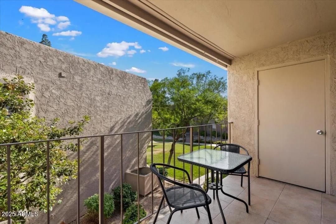 Real Estate Picture 6