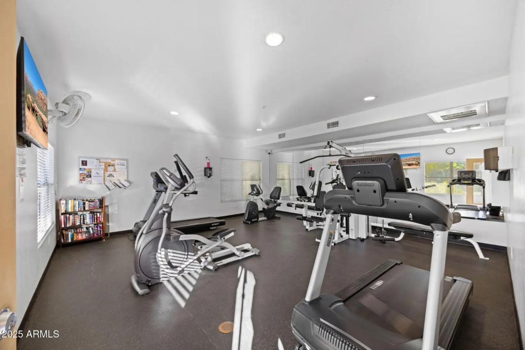 Real Estate Picture 23