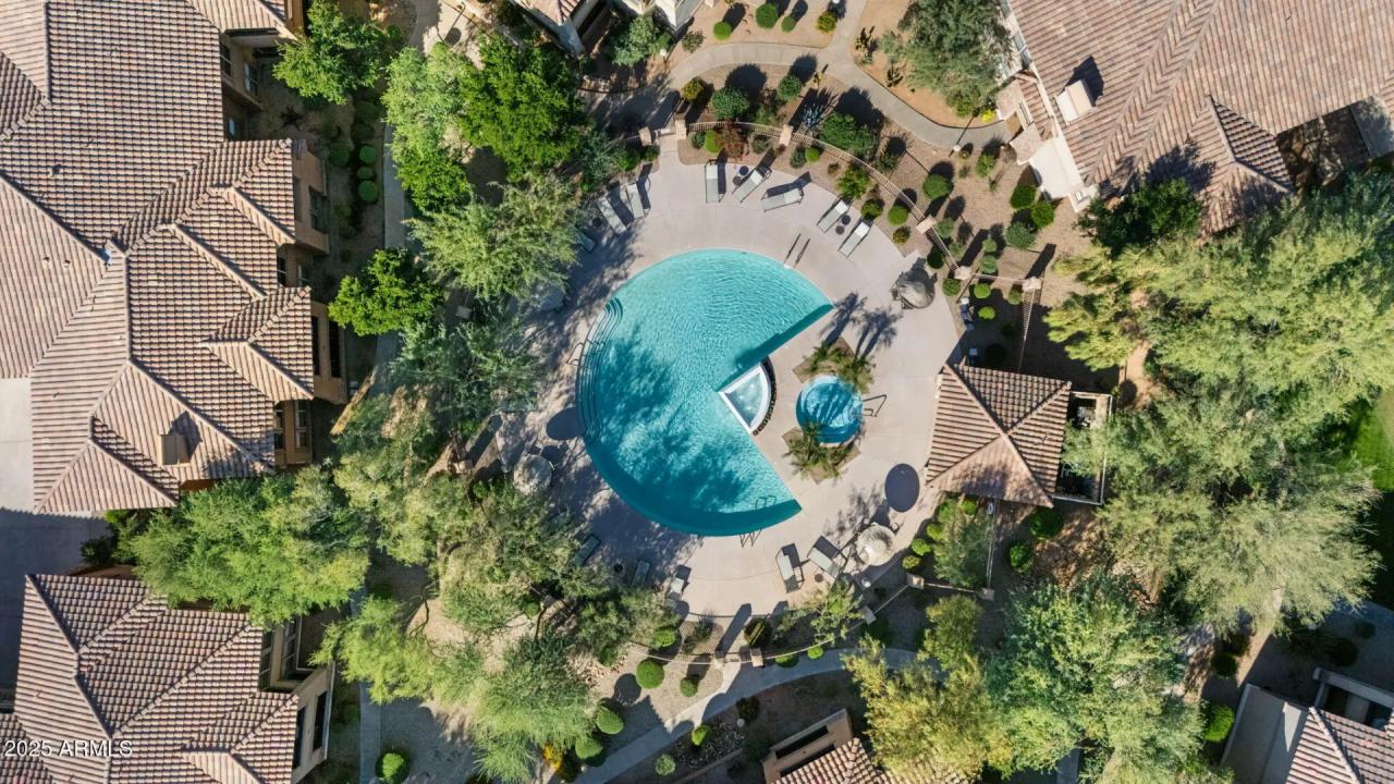 Real Estate Picture 27