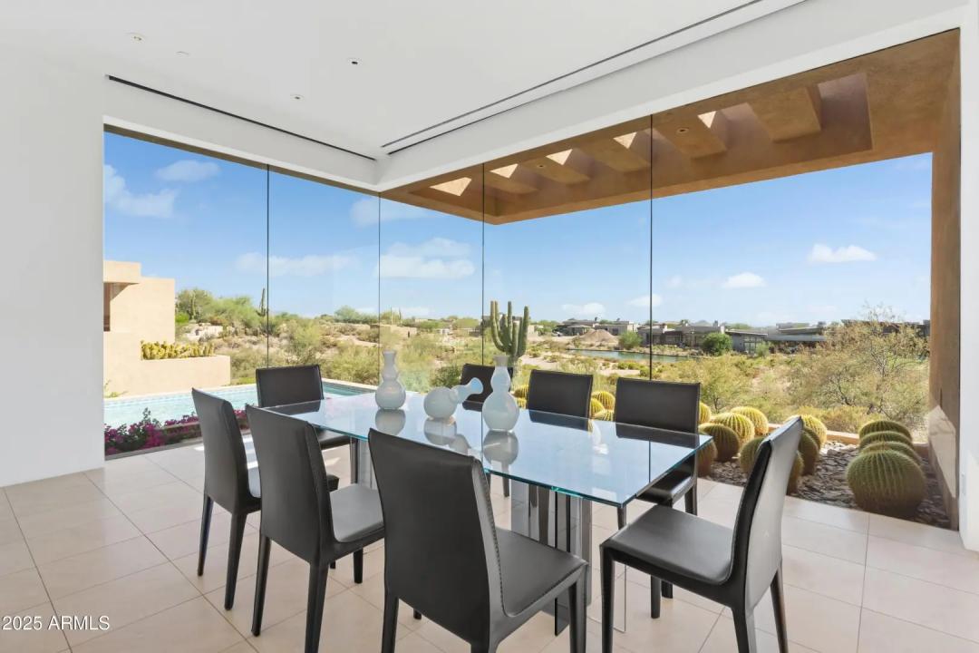 Real Estate Picture 23