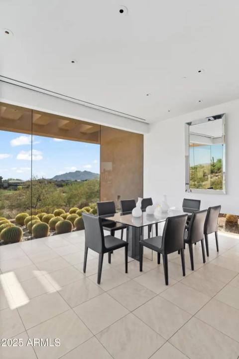 Real Estate Picture 25