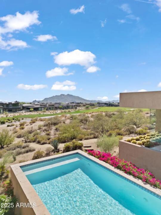 Real Estate Picture 41