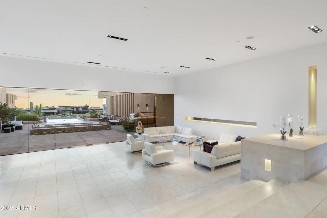 Real Estate Picture 74