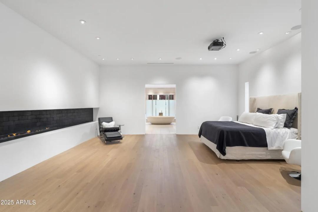 Real Estate Picture 91