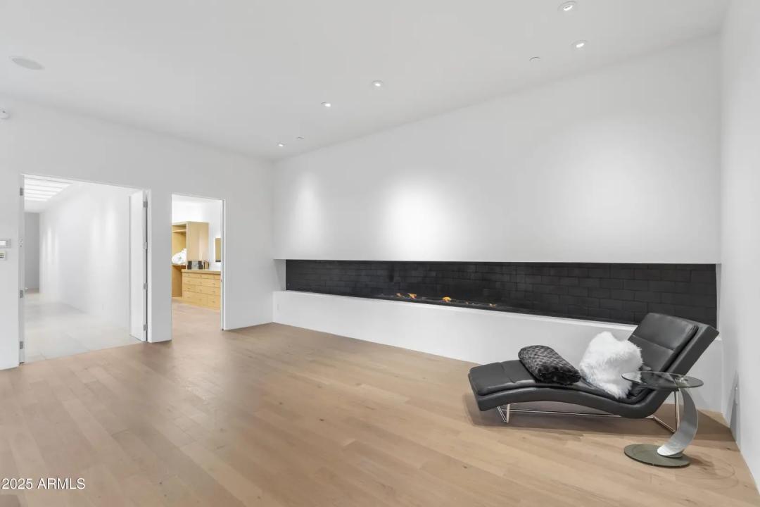 Real Estate Picture 93