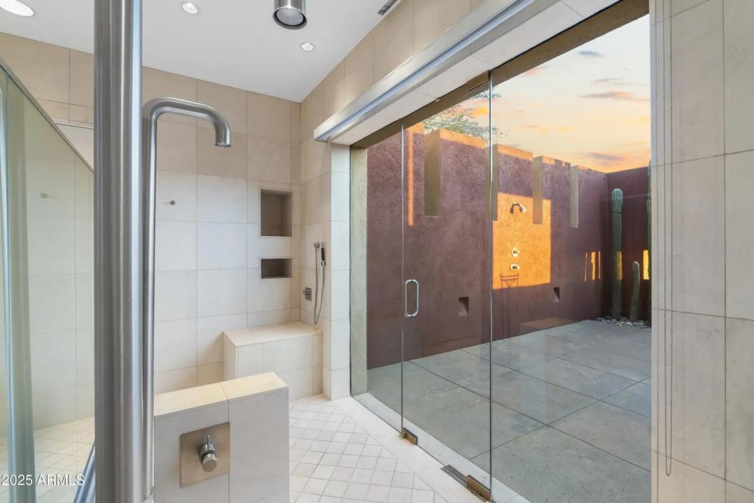 Real Estate Picture 98