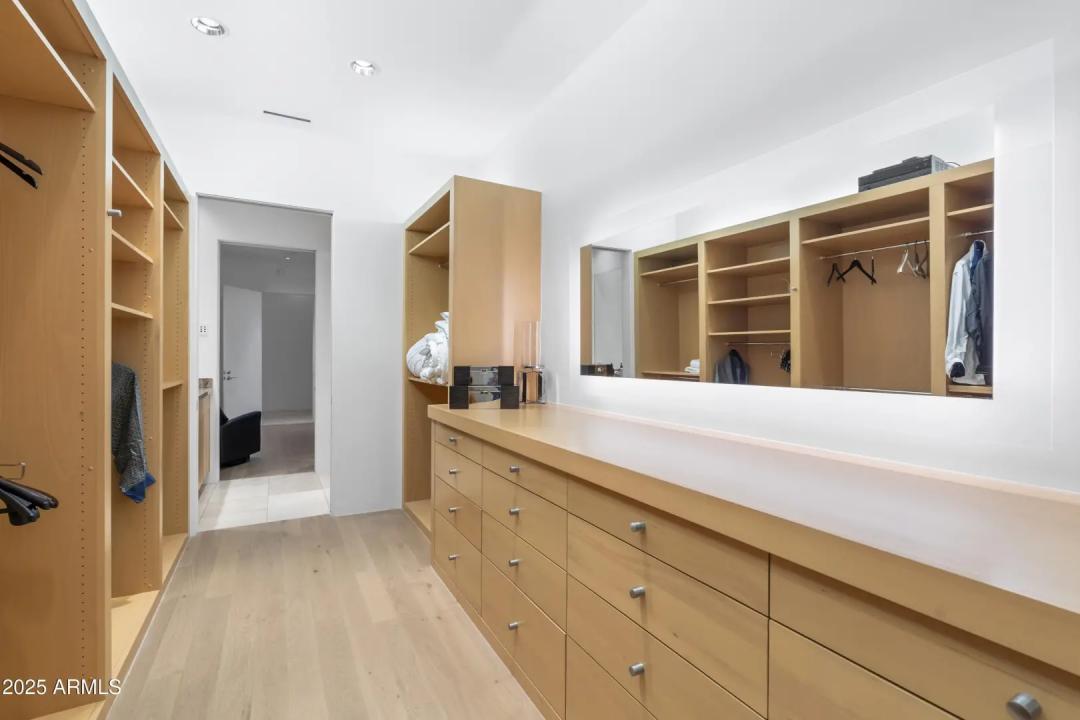 Real Estate Picture 106