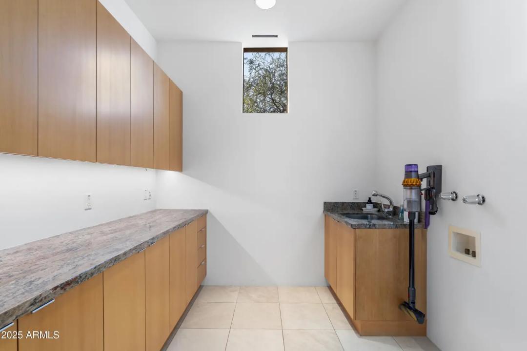 Real Estate Picture 111