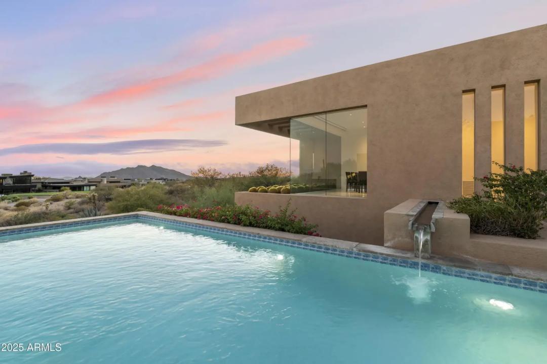 Real Estate Picture 128