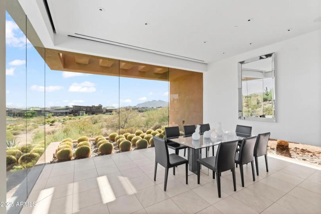 Real Estate Picture 25