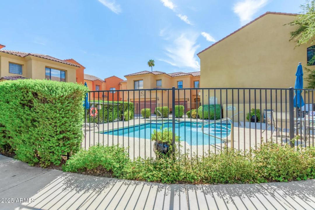 Real Estate Picture 29