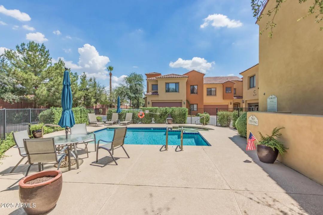 Real Estate Picture 6