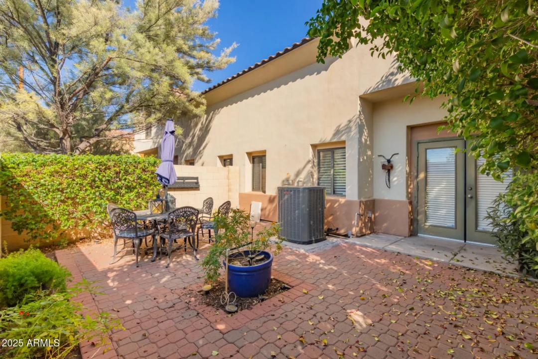 Real Estate Picture 27