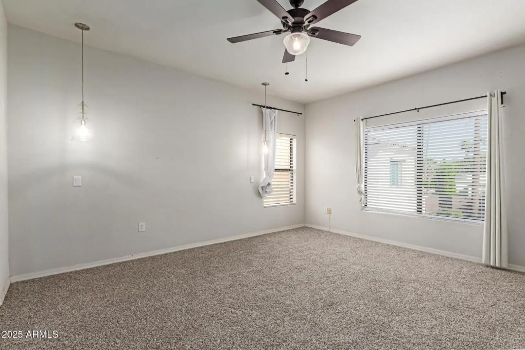 Real Estate Picture 16