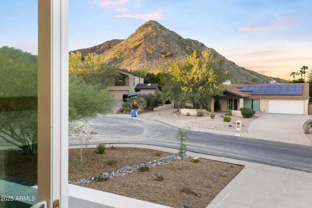 Real Estate Picture 25