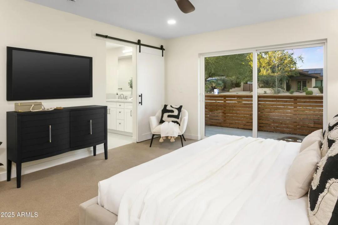 Real Estate Picture 13