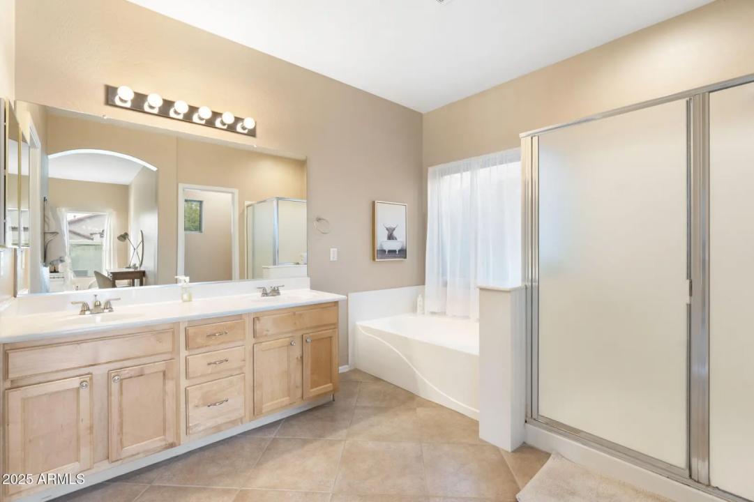 Real Estate Picture 13