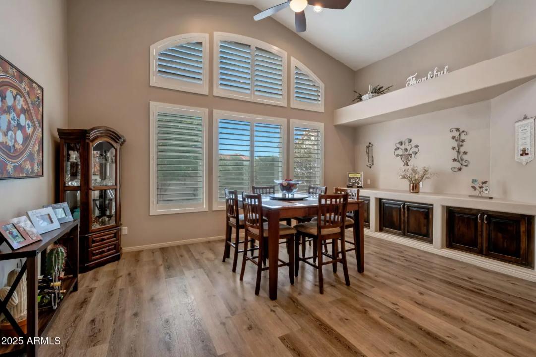 Real Estate Picture 13