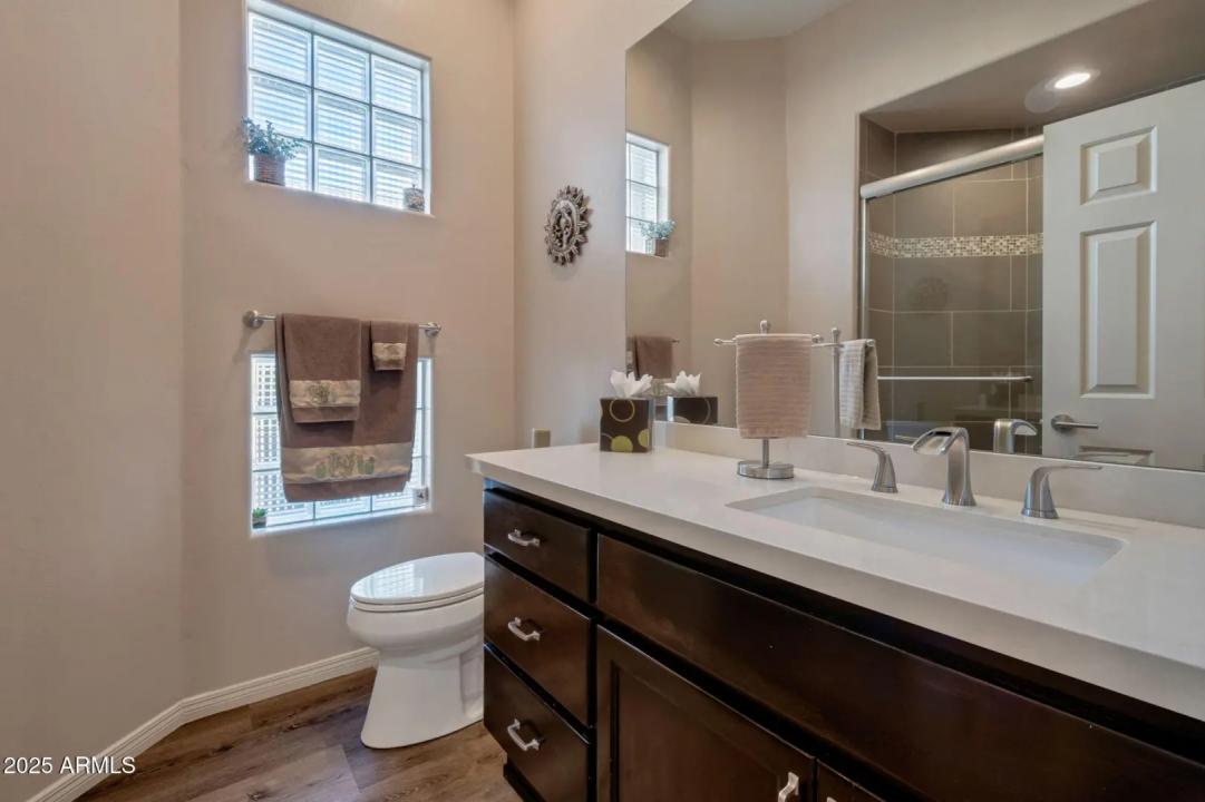 Real Estate Picture 20