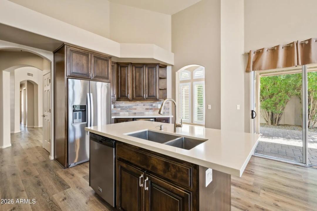 Real Estate Picture 13