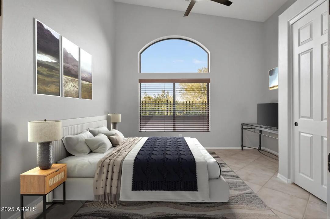 Real Estate Picture 15