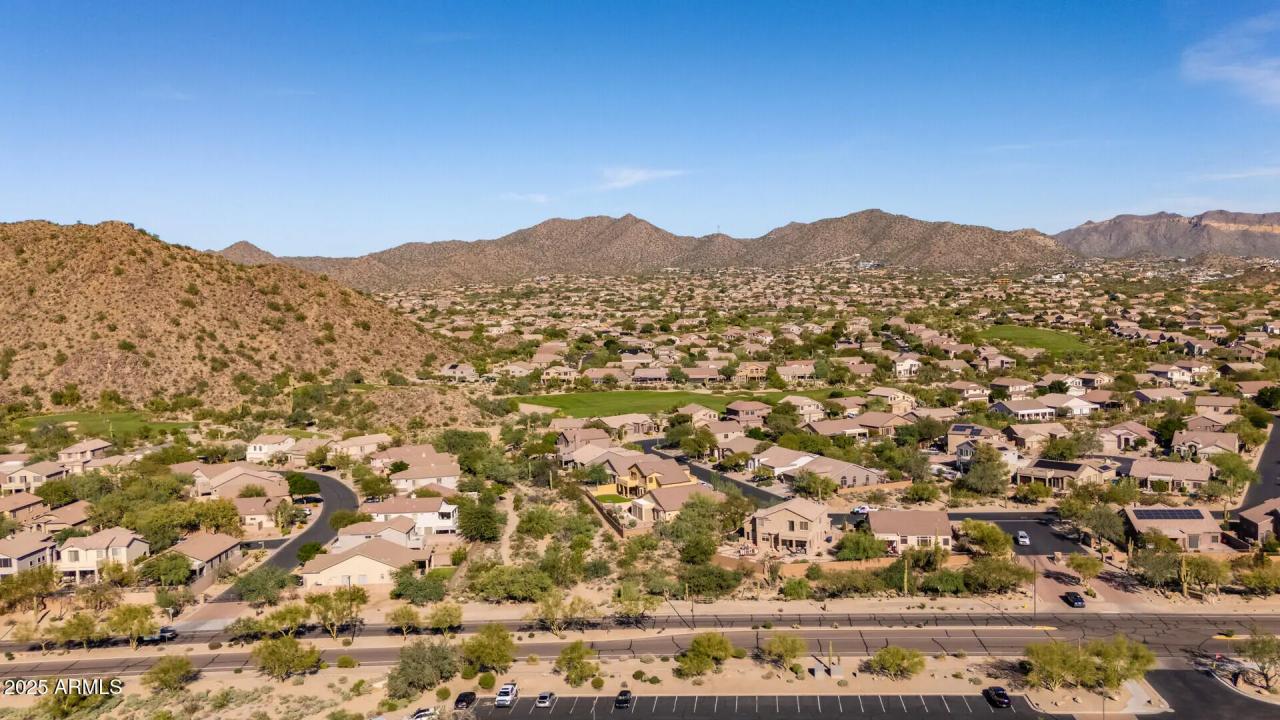 Real Estate Picture 53