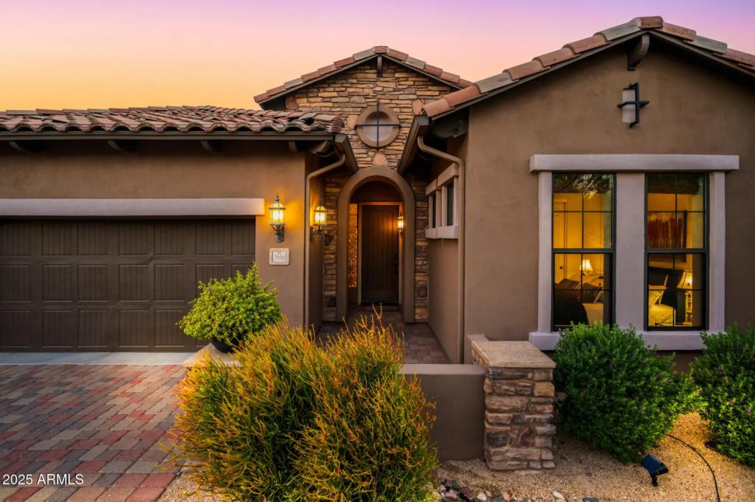 Real Estate Picture 6