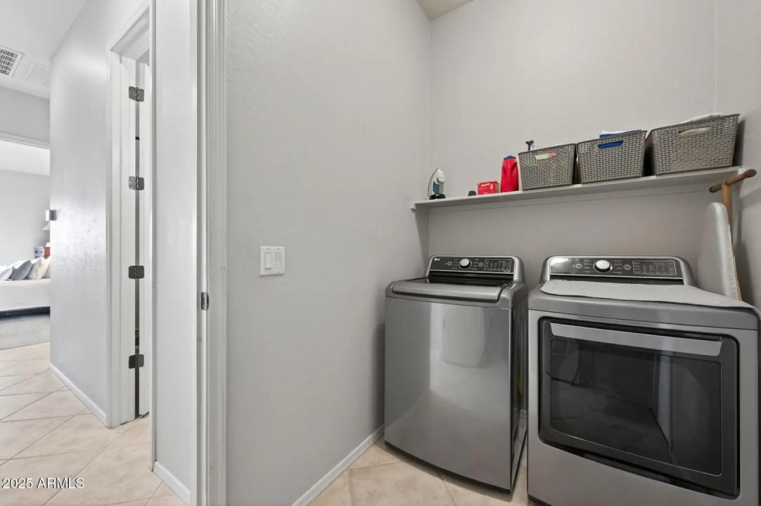 Real Estate Picture 37