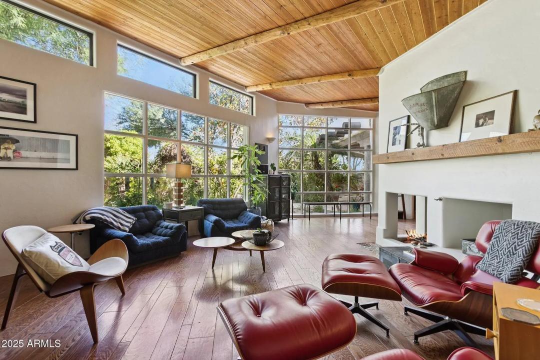 Real Estate Picture 2