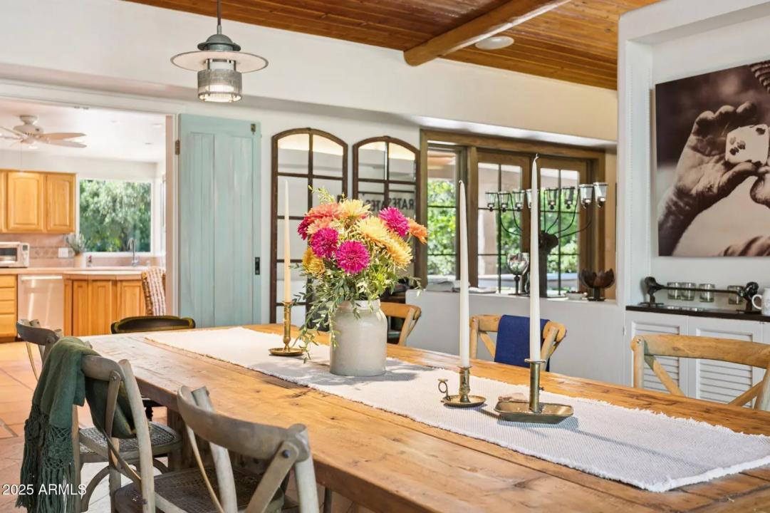 Real Estate Picture 10