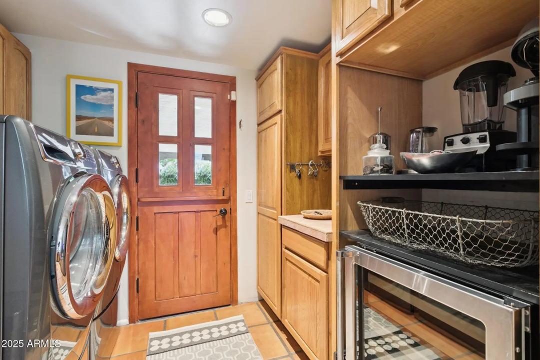 Real Estate Picture 58