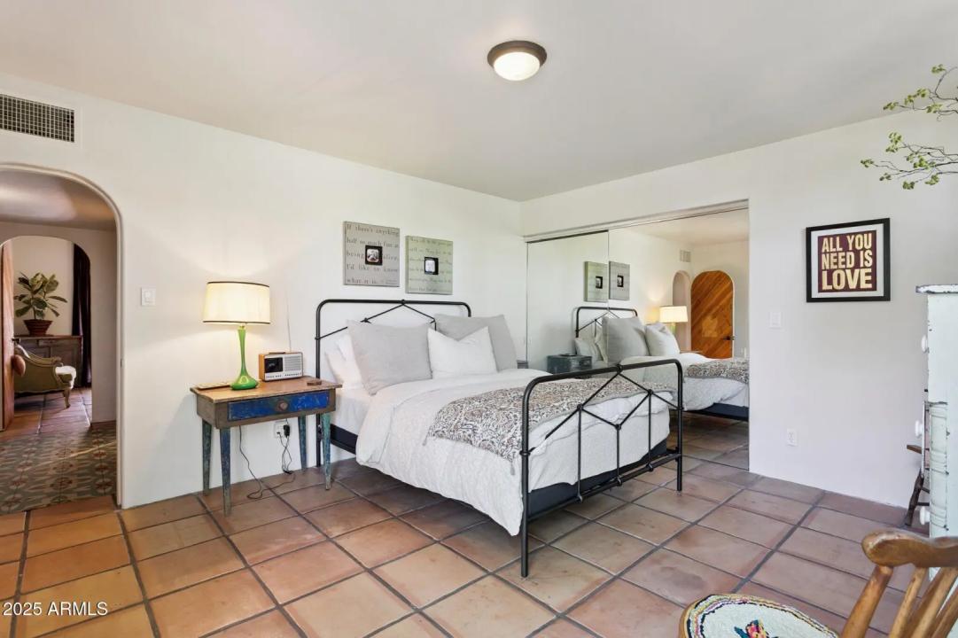 Real Estate Picture 31