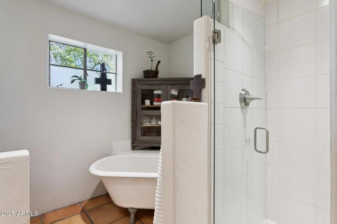 Real Estate Picture 34