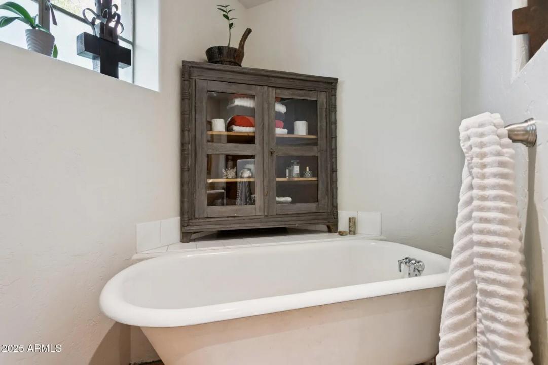 Real Estate Picture 35