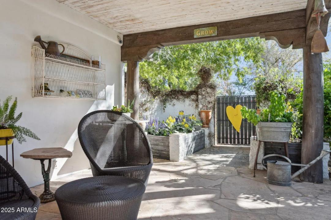 Real Estate Picture 43