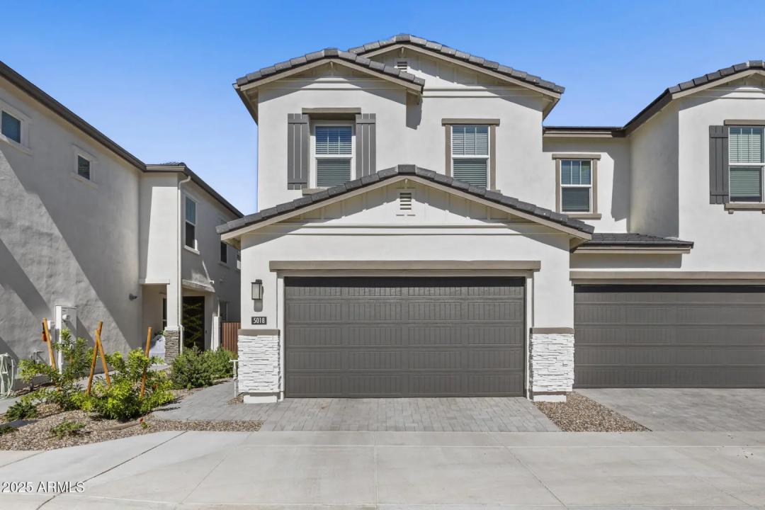 Real Estate Picture 1