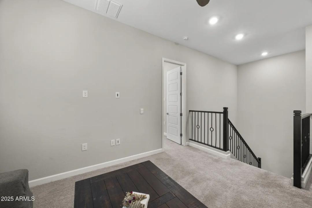 Real Estate Picture 15