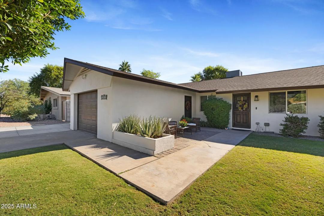 Real Estate Picture 2