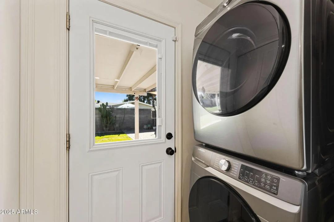 Real Estate Picture 19