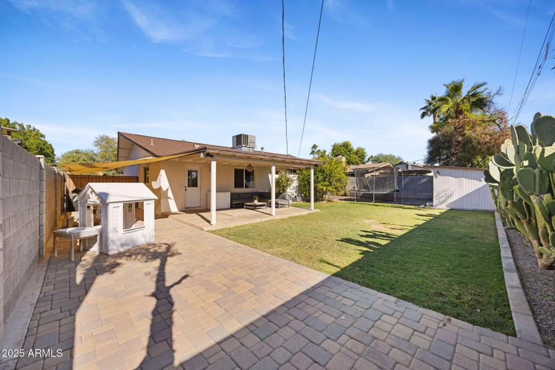 Real Estate Picture 22