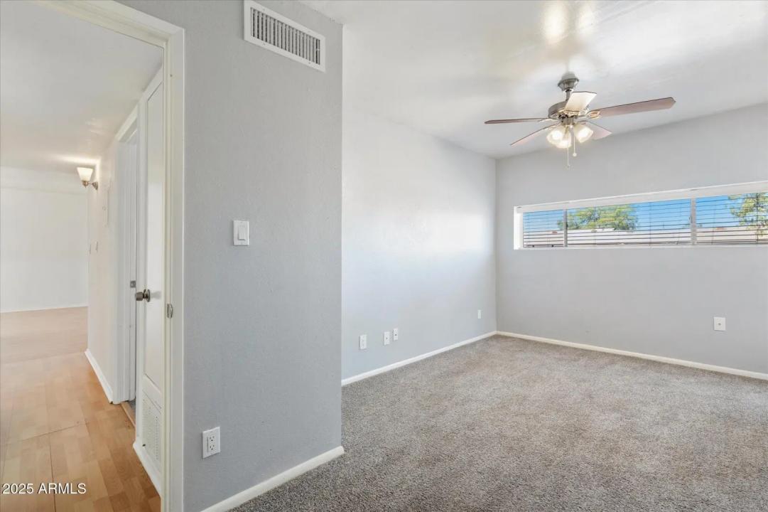 Real Estate Picture 16