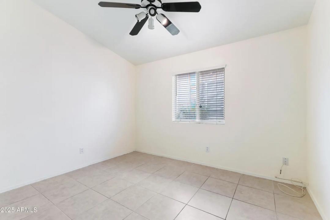 Real Estate Picture 20