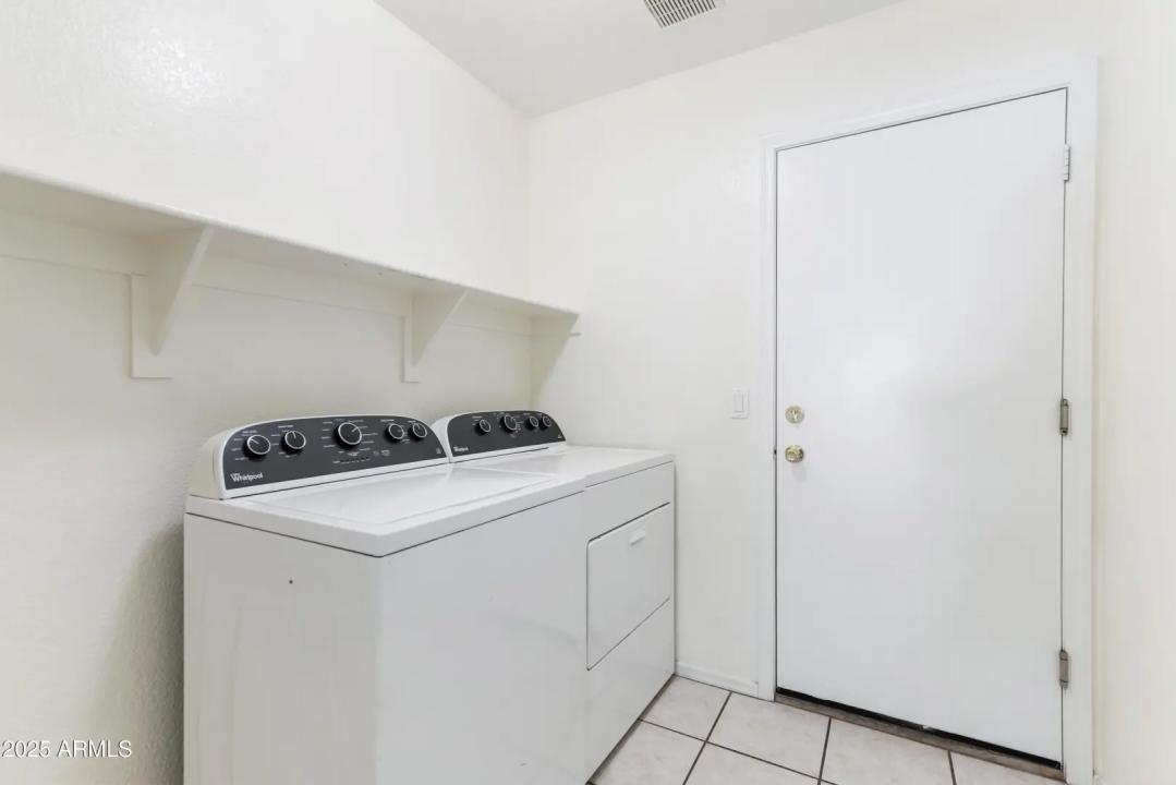 Real Estate Picture 25