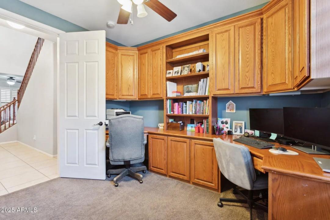 Real Estate Picture 11