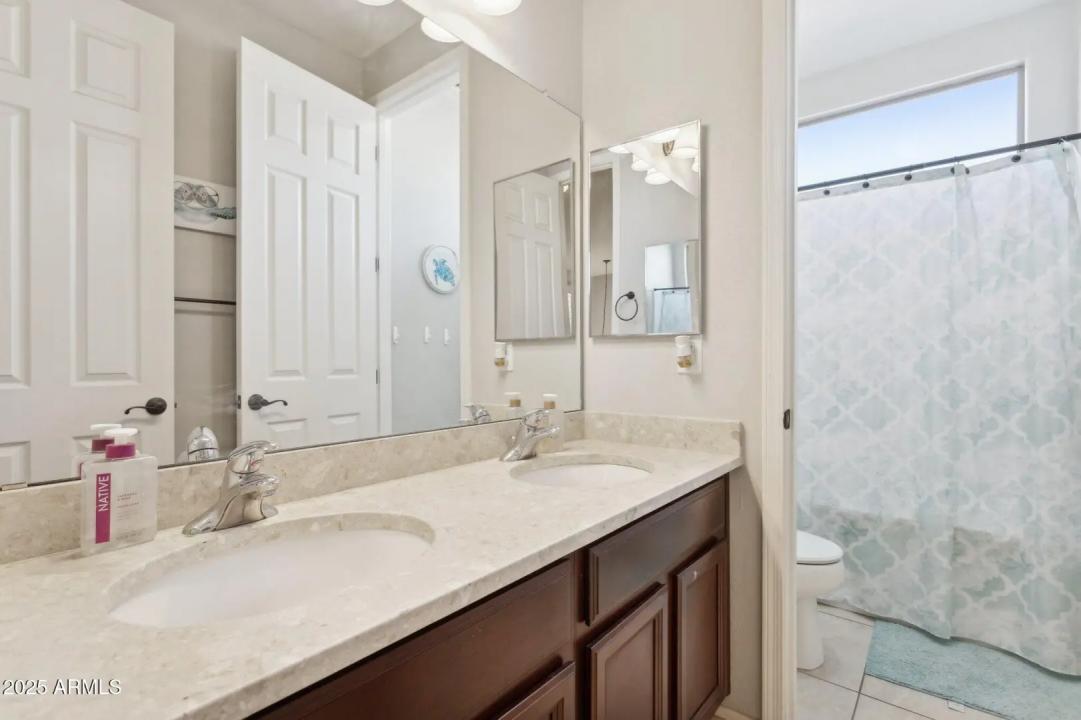 Real Estate Picture 21