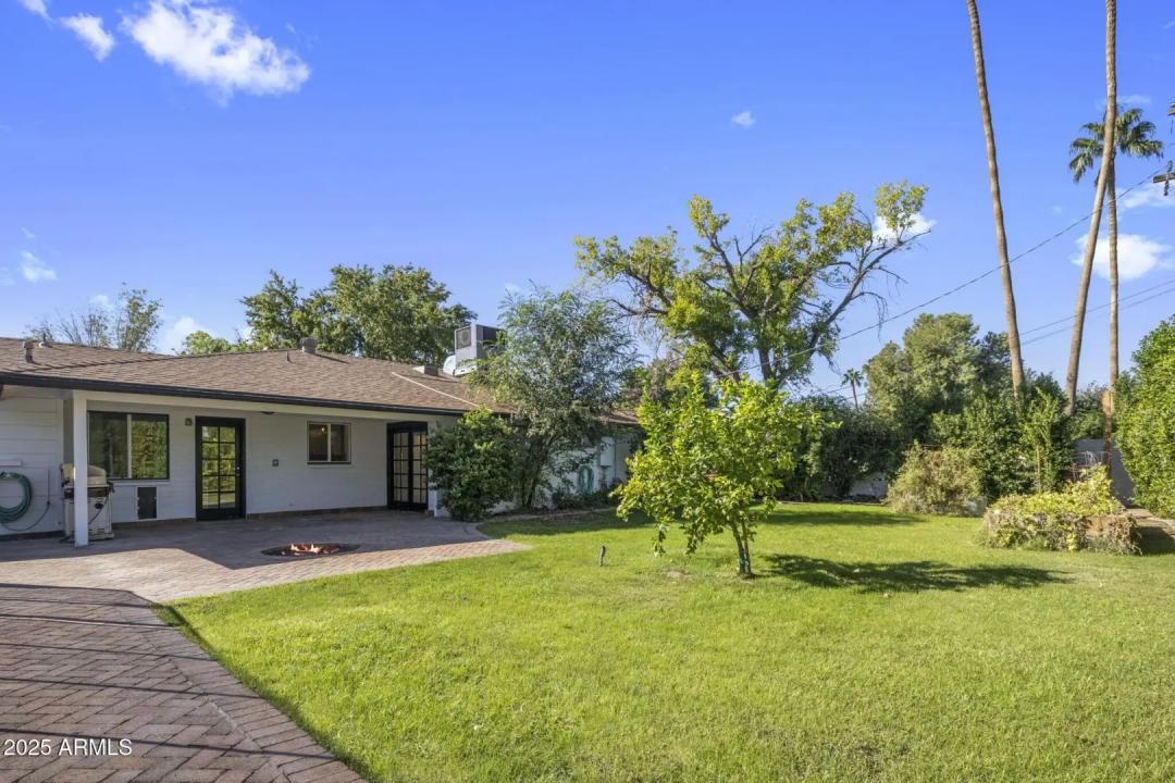 Real Estate Picture 27