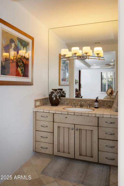 Real Estate Picture 32