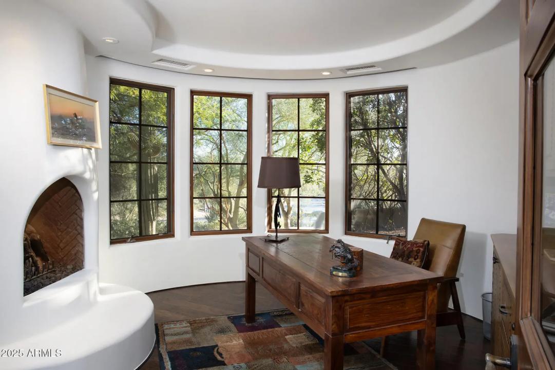 Real Estate Picture 18