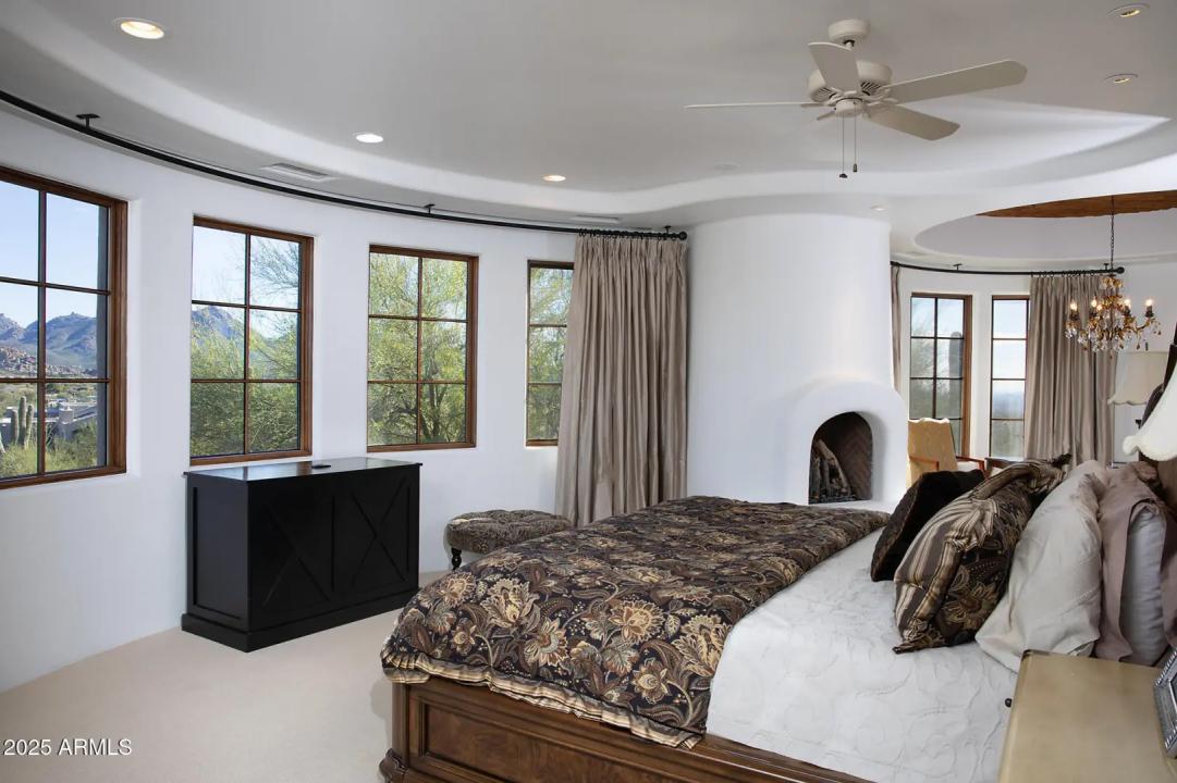 Real Estate Picture 22